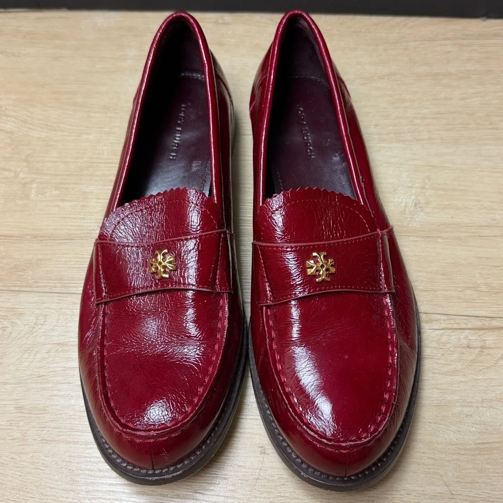 TORY BURCH - Classic Loafer - Crimson Red